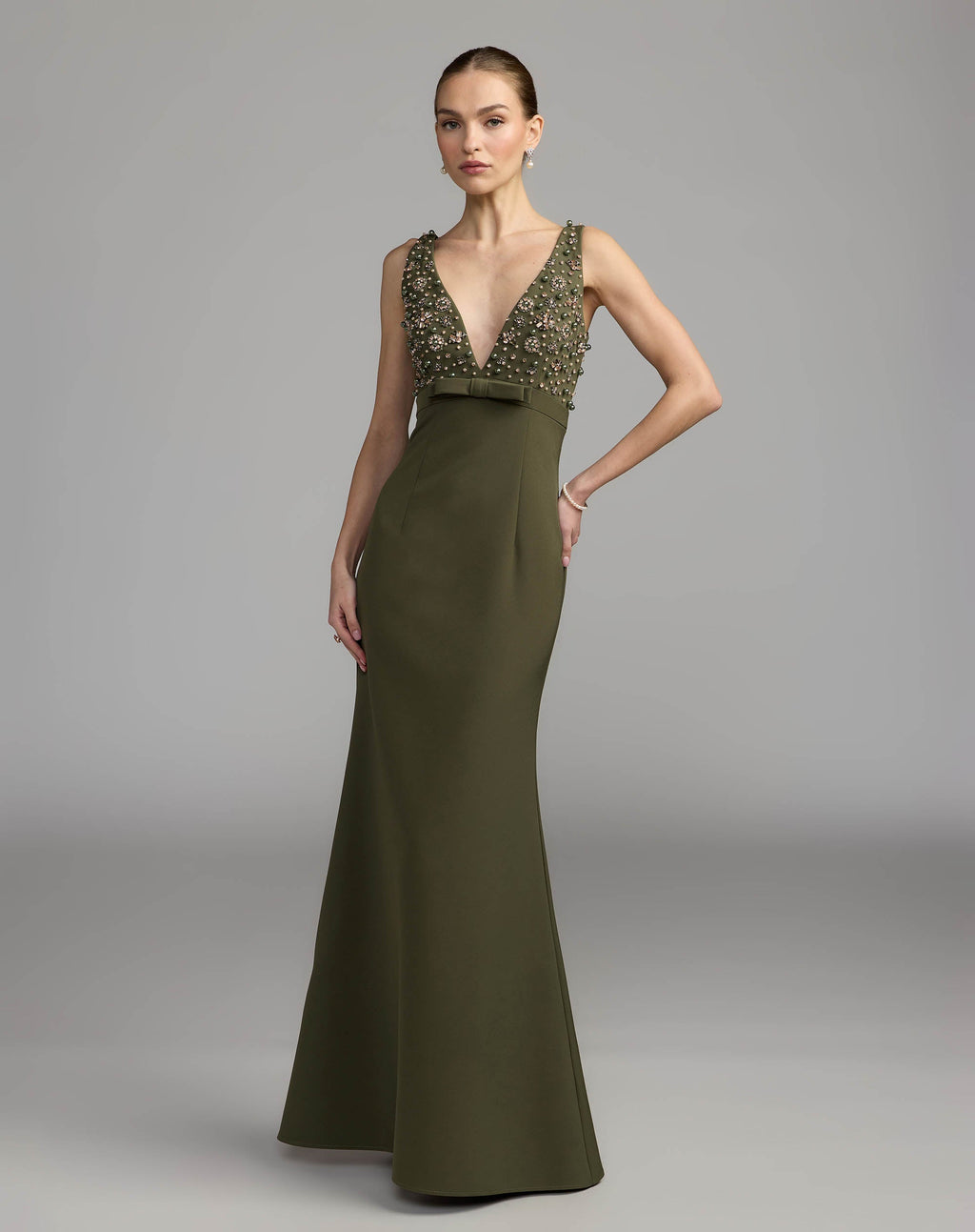 Deep Green Sleeveless Embellished Crepe Gown With Bow Contemporary Collection